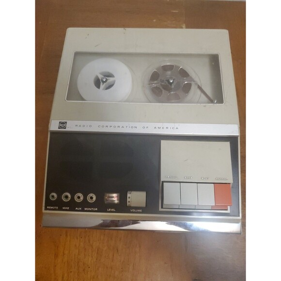 RCA YJS15G Tape Recorder AC/DC/ Batt Power Up to 31/4 inch Reels W/ take Up Reel - Picture 1 of 7